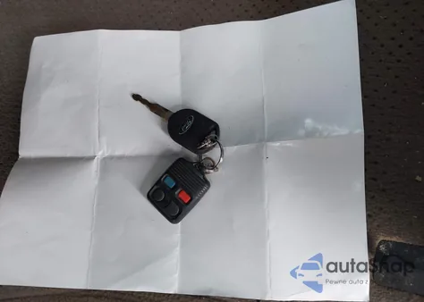 2003 Ford Expedition Xlt из США, поврежденный, VIN 1FMRU15W03LB21236